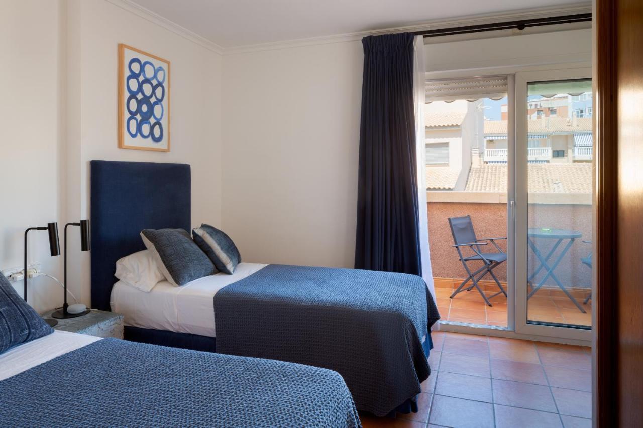 דירות אל קאמפיו Atico Duplex De Lujo Frente Al Mar. 1A Linea Playa מראה חיצוני תמונה